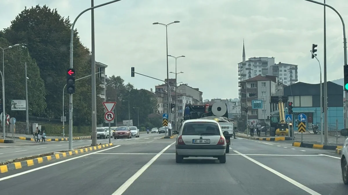 KAVŞAK YENİDEN AÇILDI