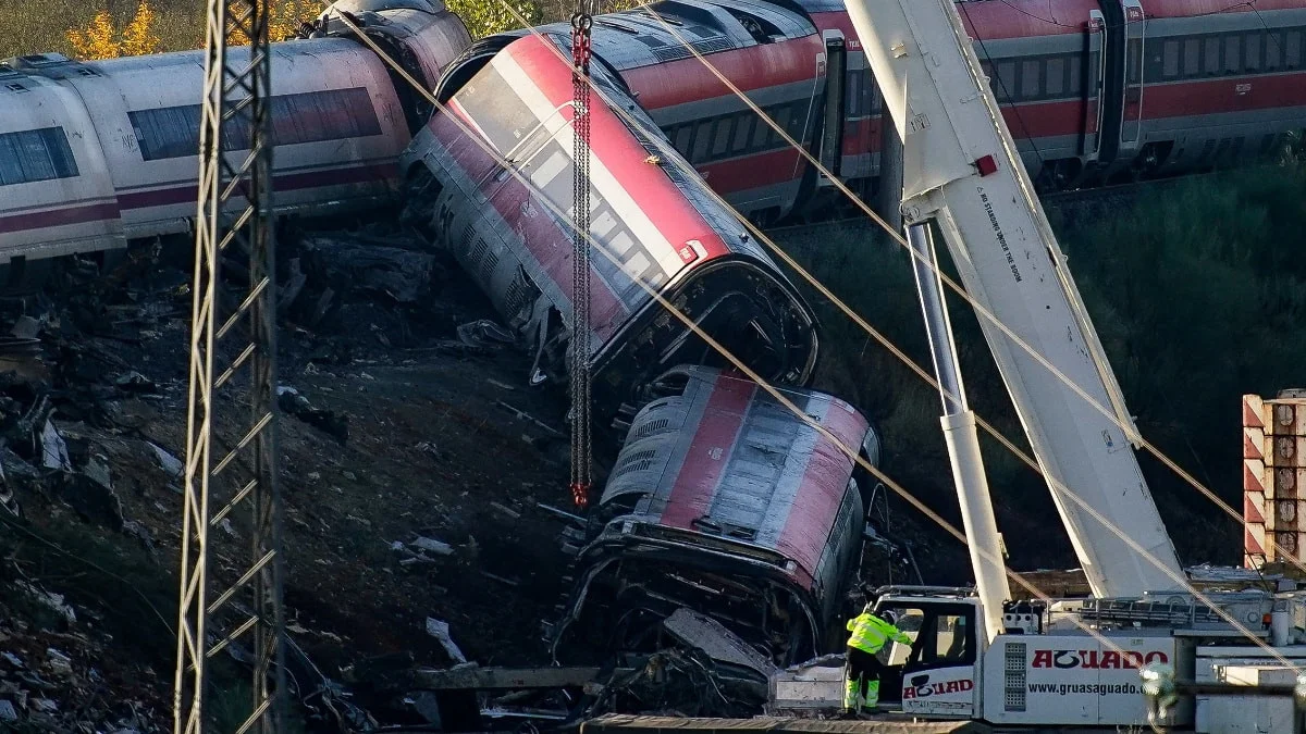 İspanya’daki tren faciasında can kaybı 69’a yükseldi