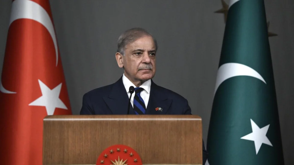 Pakistan Başbakanı Şahbaz Şerif, Cumhuriyet'in 103. yılını tebrik etti