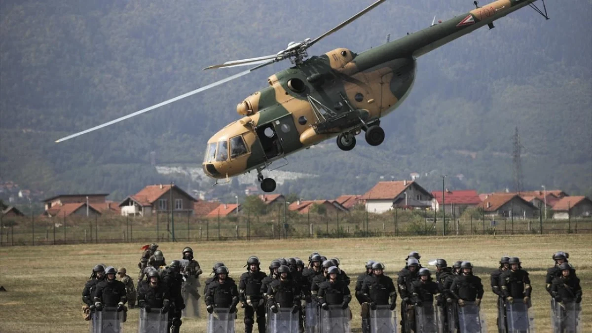 Bosna Hersek'te AB Barış Gücü helikopteri düştü: 4 ölü, 11 yaralı