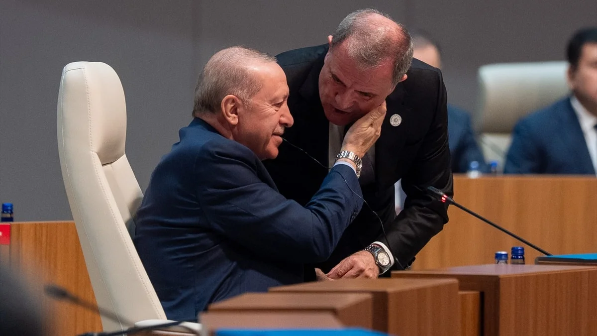 Cumhurbaşkanı Erdoğan, Azerbaycanlı bakanla sohbet etti