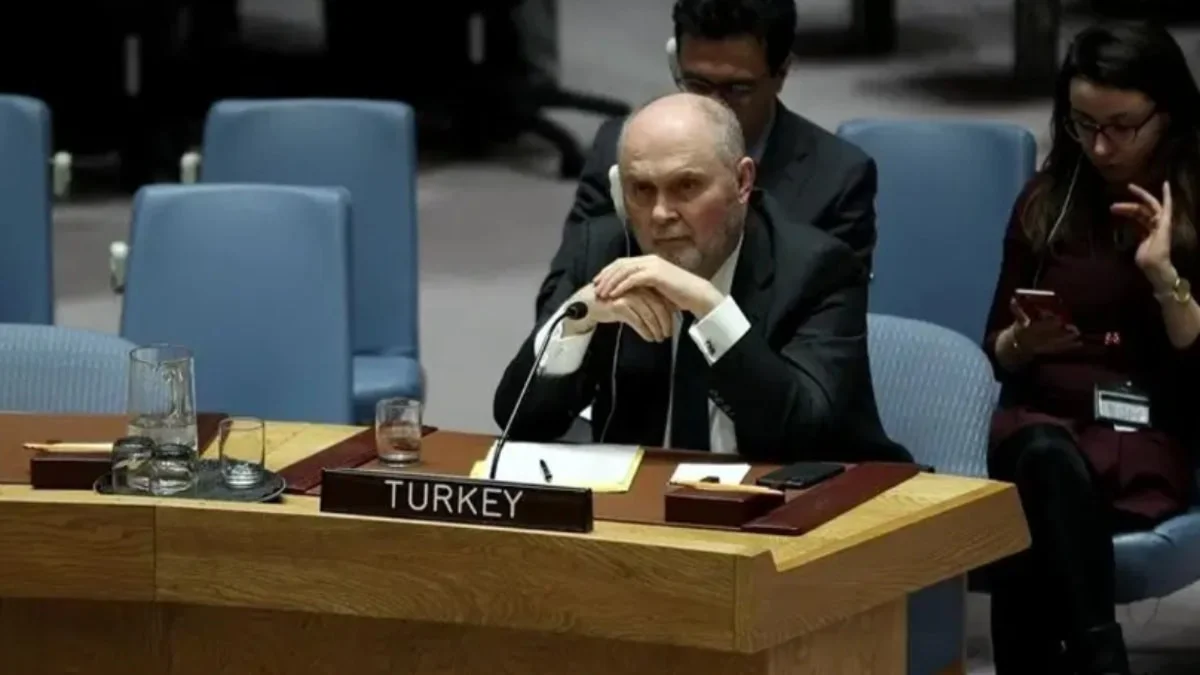 Türkiye, Feridun Sinirlioğlu'nu BM Genel Sekreterliğine aday gösterdi