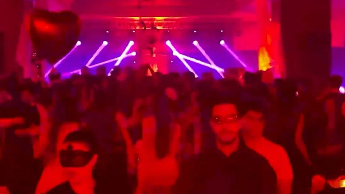 Suriye'de gece kulübünde kutlama: Gençler Cadılar Bayramı partisi düzenledi