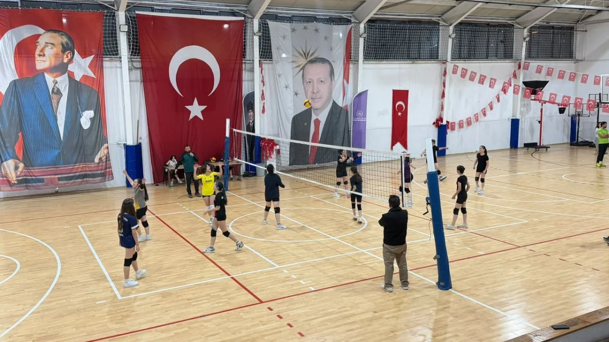 VOLEYBOL KÜLTÜRÜ HER GEÇEN GÜN BÜYÜYOR...