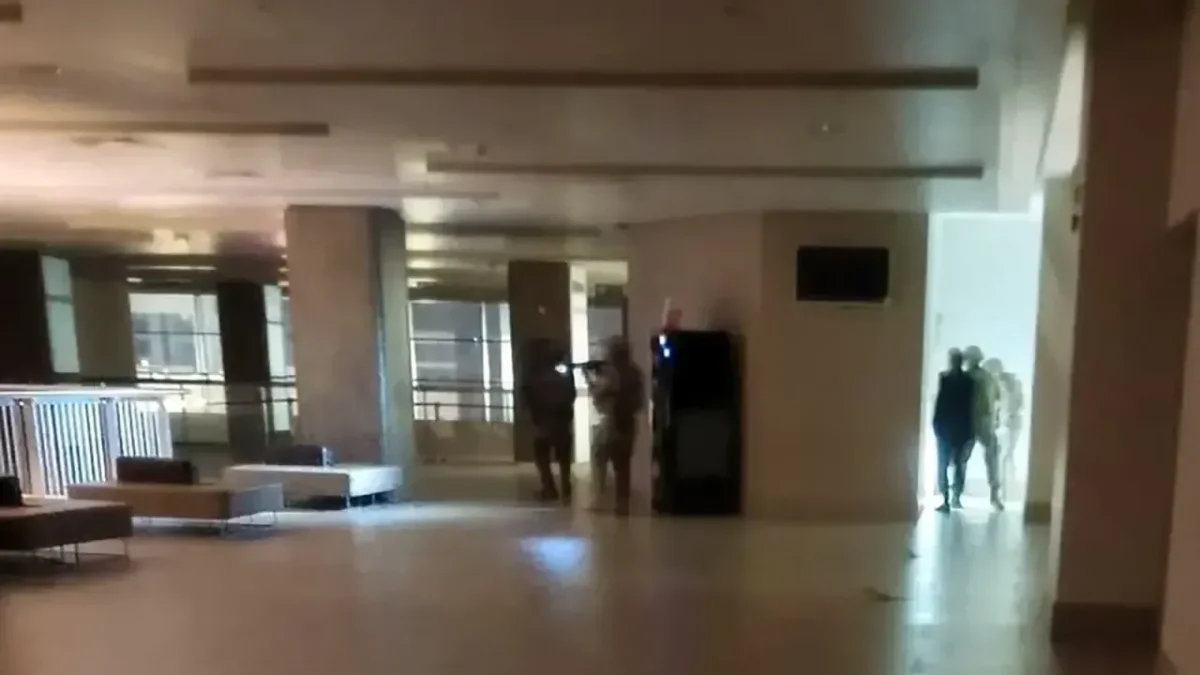 Kızını vurmak isterken yakalanan baba tutuklandı